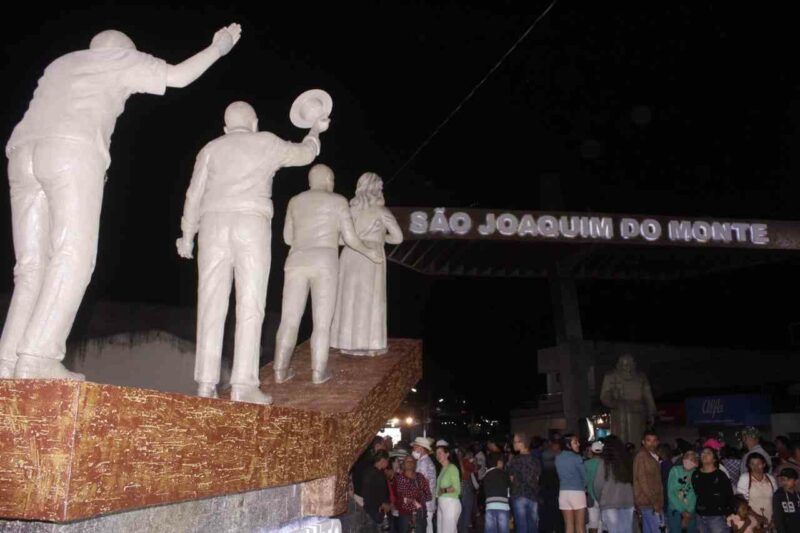 Foto Antonio Oliveira Monumento inaugurado E