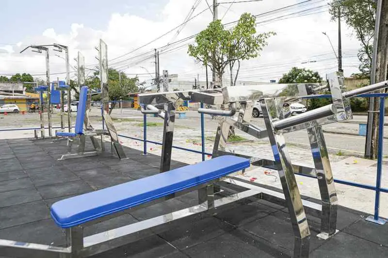 academia recife.jpg