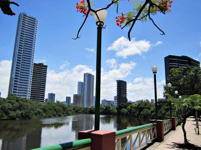 Rio Capibaribe Wikipedia.jpg