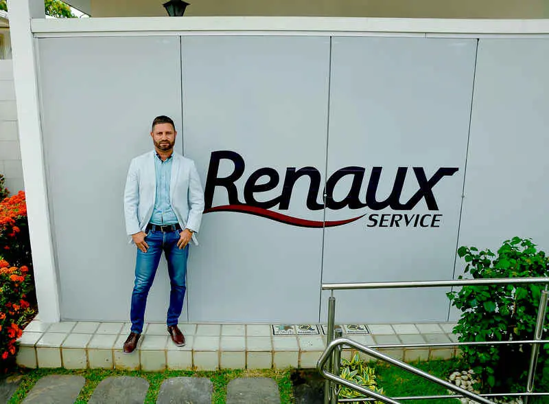 RENAUX.jpg