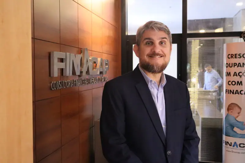 finacap.jpg