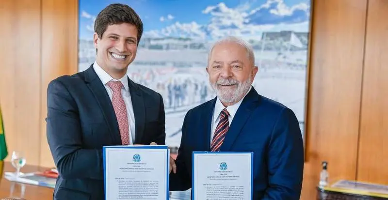 joao lula bid.jpg