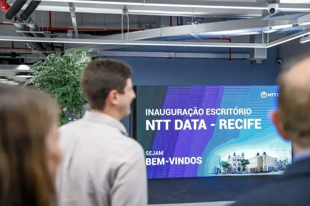 ntt data.jpg