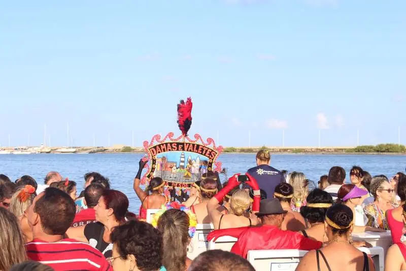 Lirismo no Catamaran.jpg