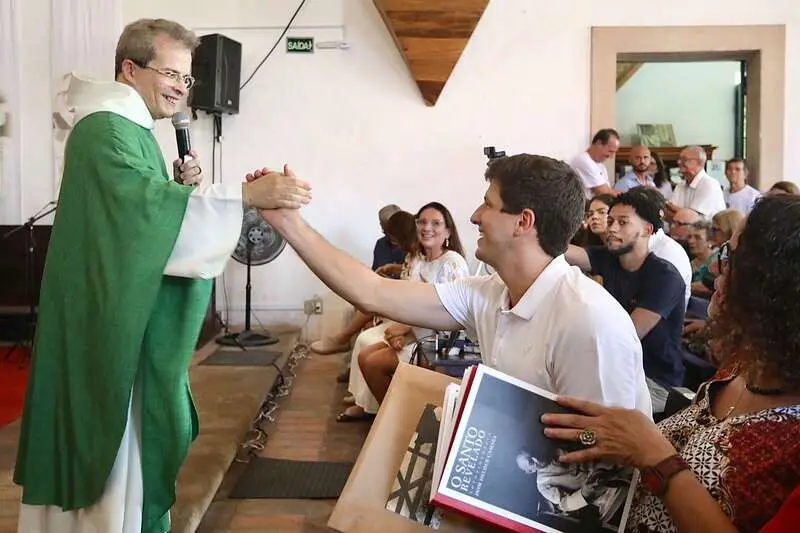 Convênio entre a Prefeitura do Recife e o IDHeC preserva da memória de Dom Helder 8 Instituto Dom Helder.jpg