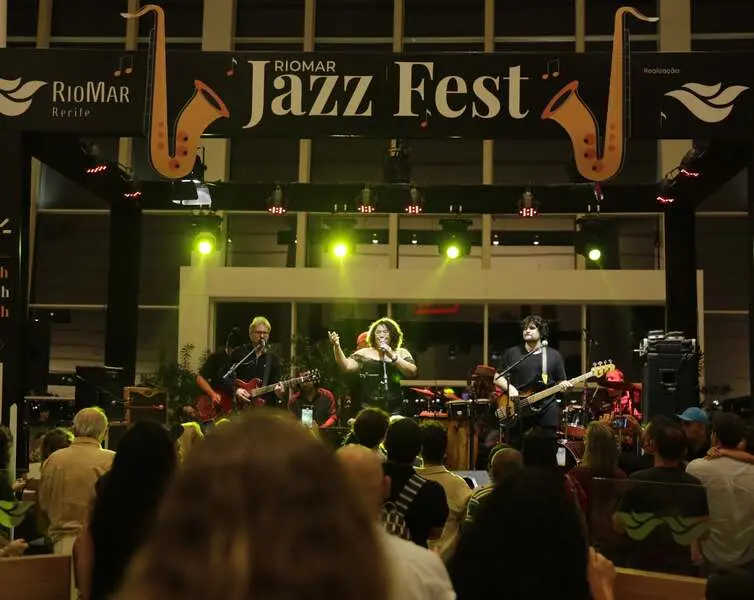 RioMar Jazz Fest chega à 10ª edição celebrando e democratizando o estilo musical 17 RioMar Jazz Fest Foto Arnaldo Carvalho.jpg