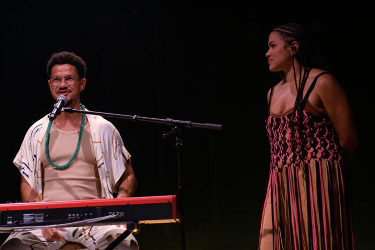 Ze Manoel e Isadora Melo. Foto de Felipe Giubilei