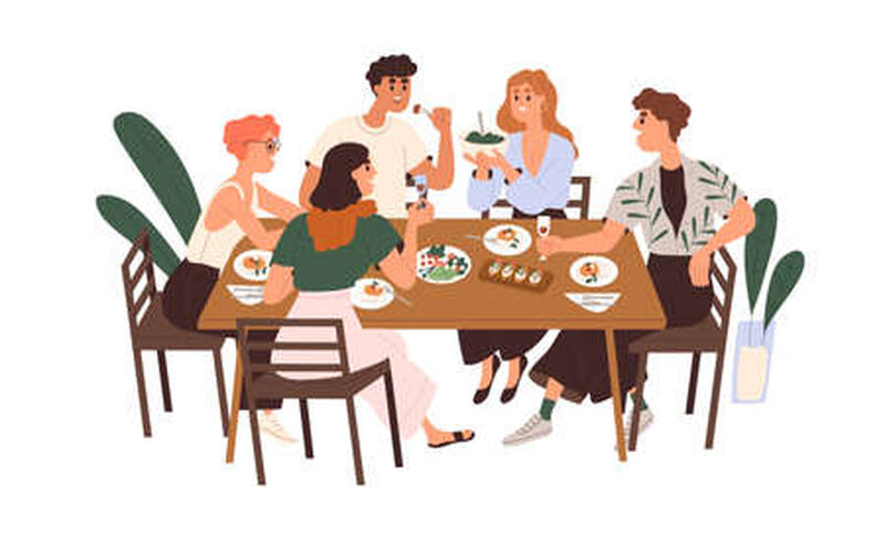 187504571 amigos que se reunem na mesa de jantar com vinho e comida jovens felizes comendo celebrando ferias