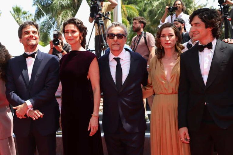 o agente sec red carpet cannes