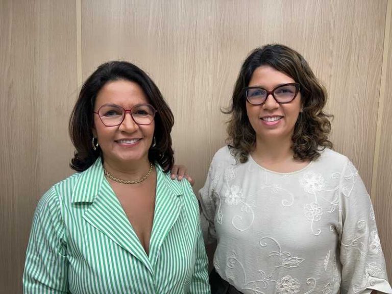 Luiza e Giselle Raposo.