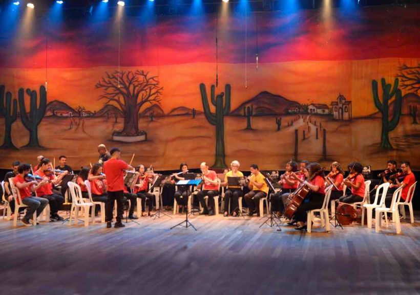 Espetaculo Canto e Encanto Pernambuco Mestre Lua o Inventor do Nordeste apresentado em 2024