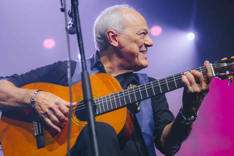 TOQUINHO Foto de Marcos Oliveira