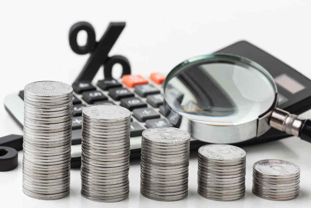 juros altos economia