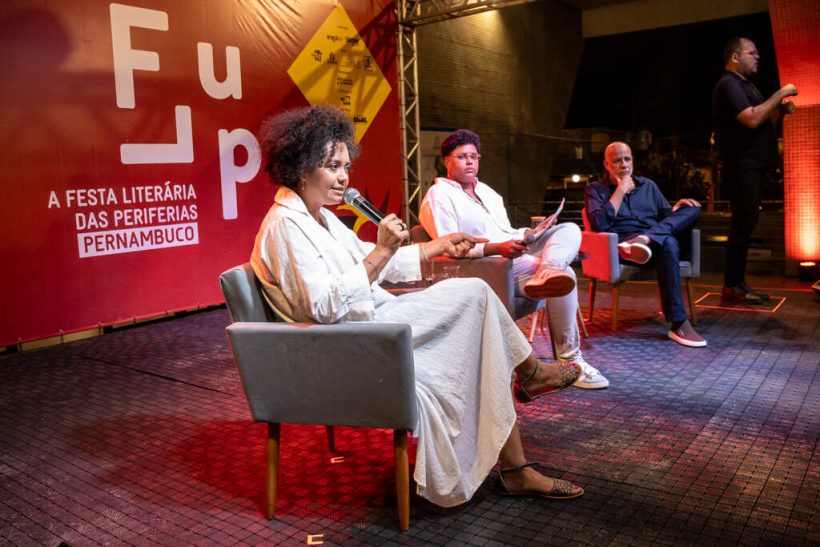 Flup PE@julianaamara 9 Easy Resize.com 1