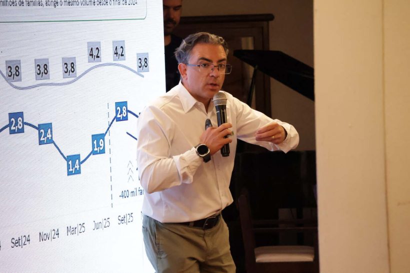 CEO da Brain Inteligencia Estrategica Fabio Tadeu Araujo apresentou o levantamento. Foto Divulgacao