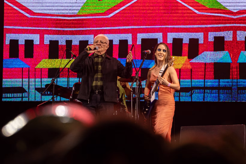 Onildo Almeida faz show com seus maiores sucessos ao lado de Kira Aderne 1 Foto Jorge Farias Onildo e Kira.jpg