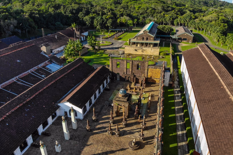 Oficina Francisco Brennand inicia ciclo comemorativo do centenário do artista com abertura do seu ateliê e itinerância da 36ª Bienal de SP 1 Breno Laprovitera IOCFB 2 1 1