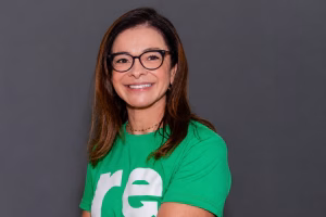 Claudia Andrade Reuse