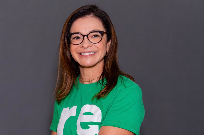 Claudia Andrade Reuse