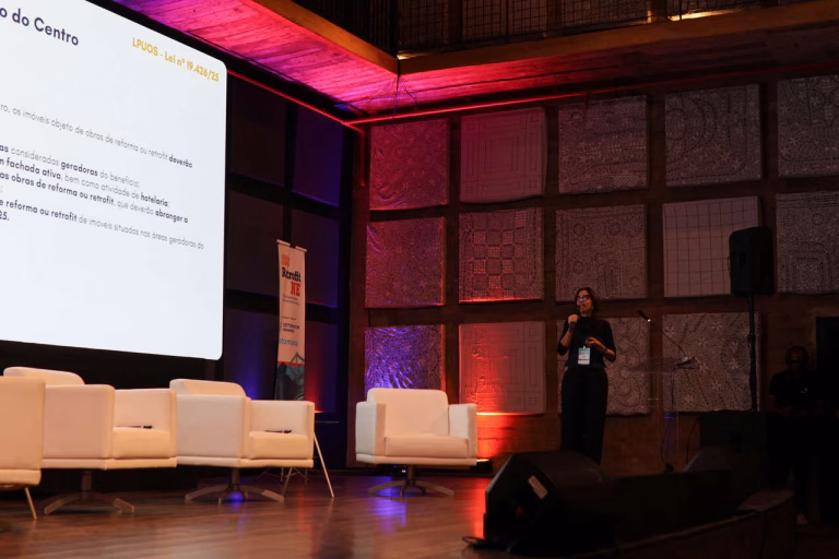 Beatriz Braga 7 retrofit ne
