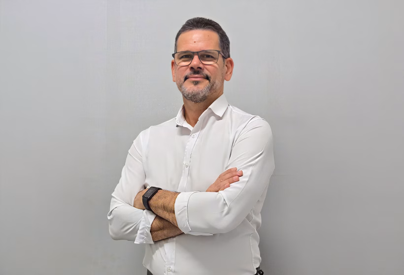 Uranilson Carvalho: “Nós somos muito mais emocionais do que racionais” 1 Professor Uranilson Carvalho1